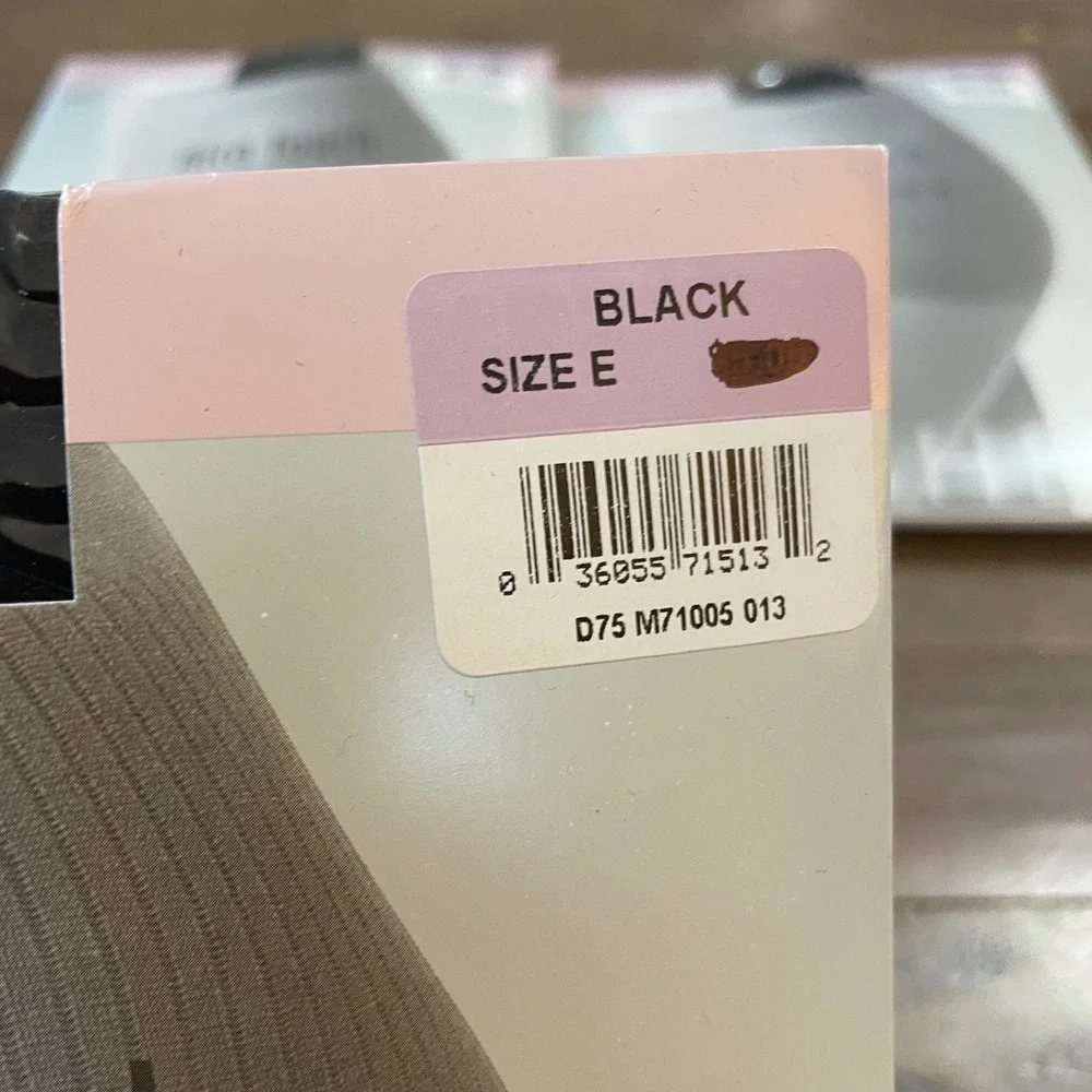 Hug Alon Nice Touch Daysheer Control Top Pantyhose Black, Off‎ Black sz E
